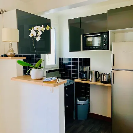 Apartment Les De Camille