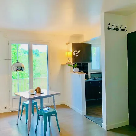 Les De Camille Apartment